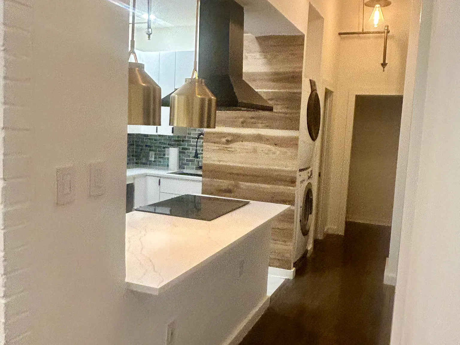 2 bed, 1207 sqft, $2,400 — Photo 2