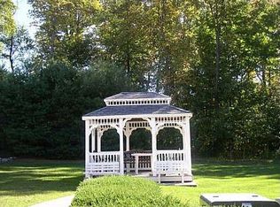 8 Windsor Cir, New City, NY 10956