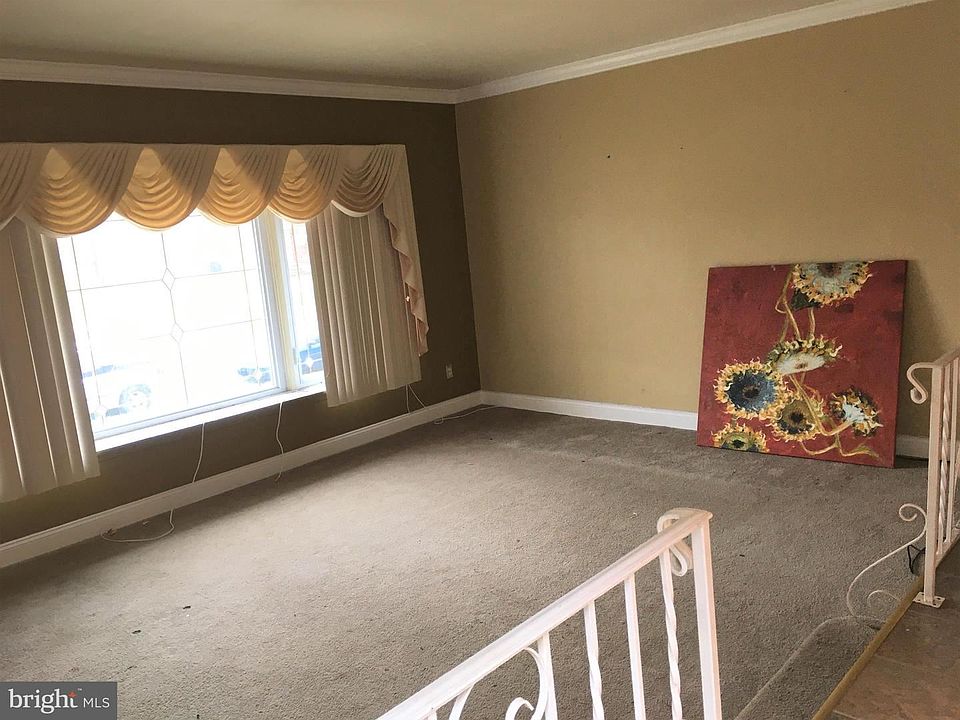 2nd image of 9011 Revere St