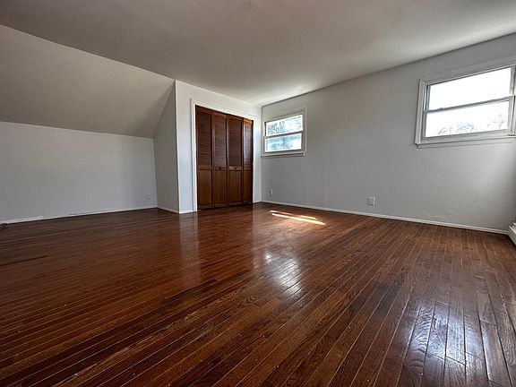 5th image of 12040 172nd St Floor 2