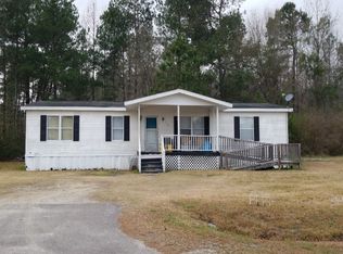 182 Dantzler Rd, Harleyville, SC 29448