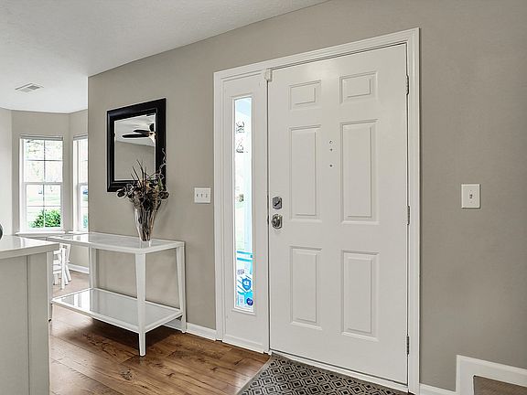 5th image of 10485 Alderwood Ct