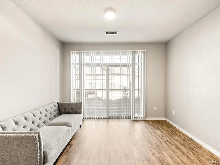 155 S Monaco Street Pkwy #105 — Photo 6