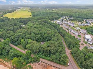 1307 Chickasaw Rd, Oxford, MS 38655