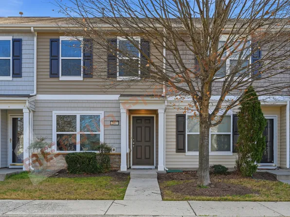 2907 Berkeley Springs Pl, Raleigh, NC 27616