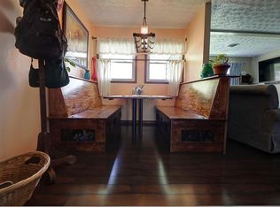 715 E Cooke Rd, Columbus, OH 43214