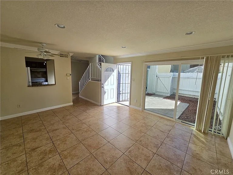 4862 Kona Dr #C — Photo 4