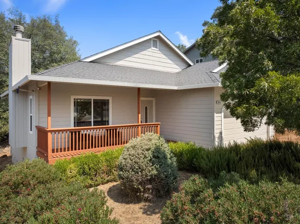 18432 Kentwood Place, Hidden Valley Lake, CA 95467