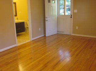 4218 Downing St, Annandale, VA 22003