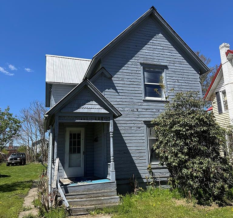 1st image of 112 S Higgins Ave