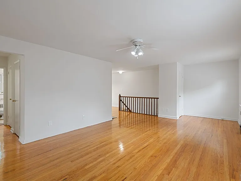Duncan Hill Apartment Homes — Photo 10