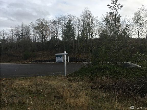 5th image of 9260 NE White Horse Dr
