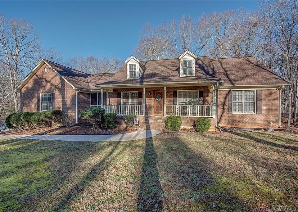 1st image of 4613 King Crowder Dr