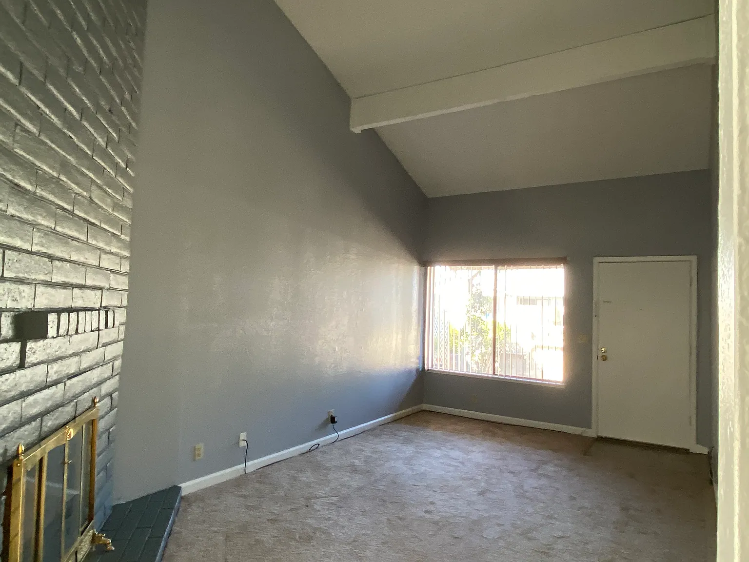 2 bed, 945 sqft, $2,100 — Photo 4