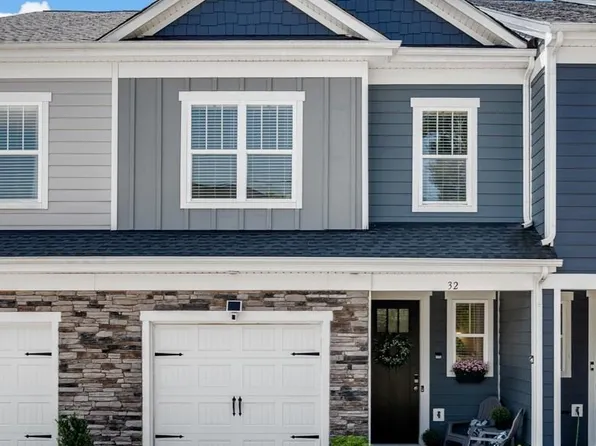 32 Woodsdale Pl SE, Concord, NC 28025