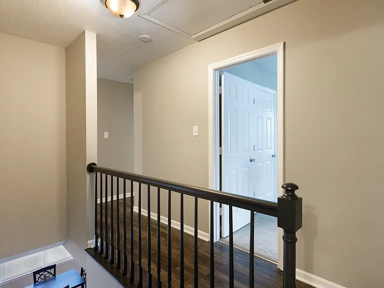 3638 Thorndike Dr — Photo 7