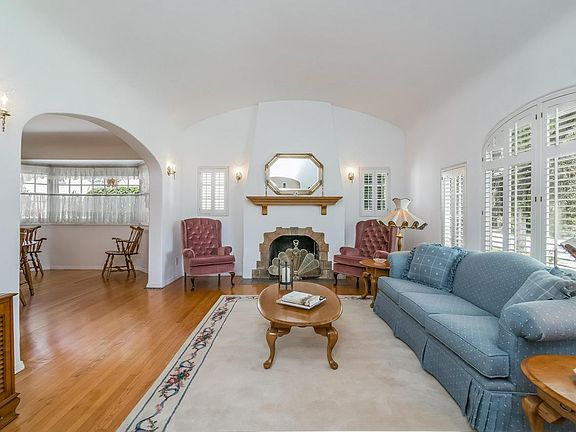 5th image of 1857 Rose Villa St