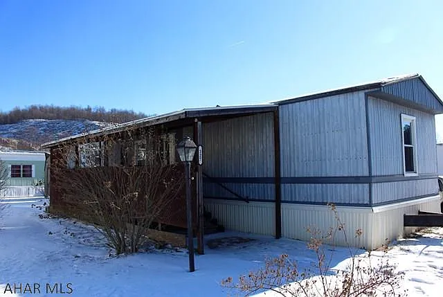 127 Brookwood Dr photo 1