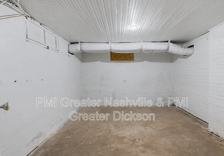 4859 Highway 100 — Photo 30