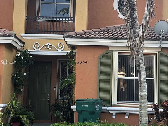 2nd image of 2254 NE 42nd Cir #2254