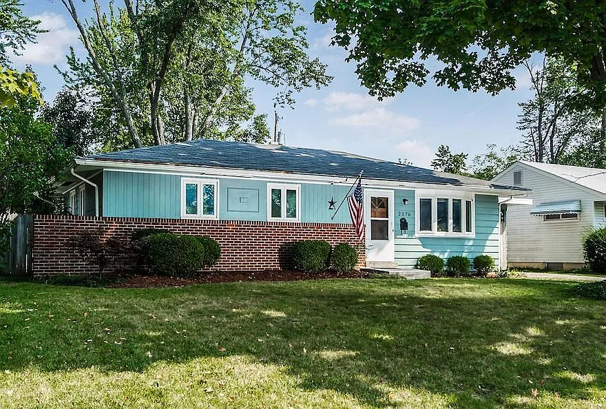 2576 Nottingham Rd photo 1