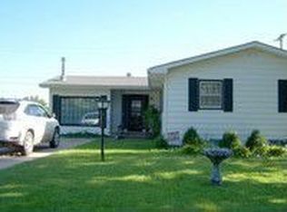 1309 Landon St, Hutchinson, KS 67501