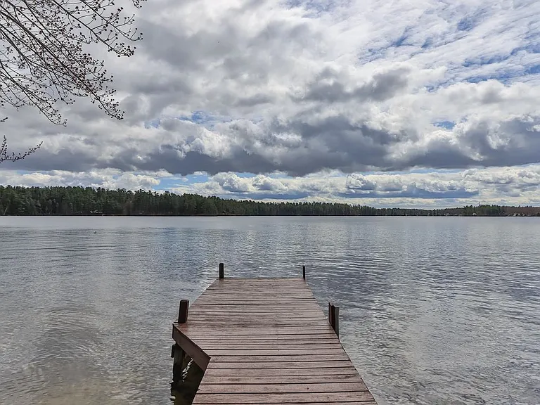 7 Howards Grv — Photo 32