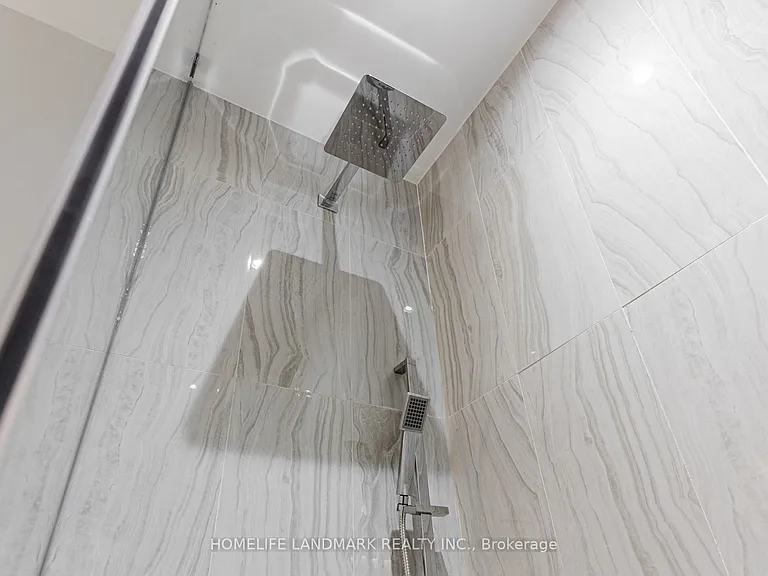 146 Pitt Ave #LOWER — Photo 17