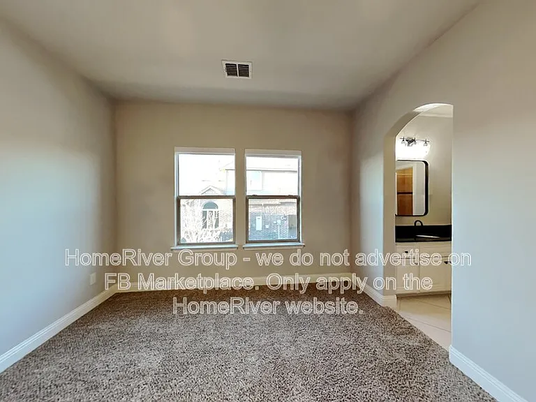941 Jessica Ln — Photo 15