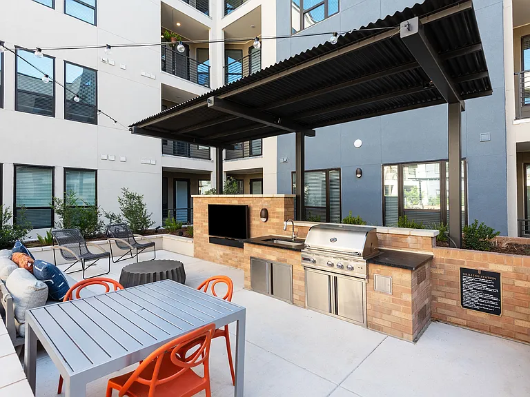 Tin Top Flats at the Creamery — Photo 35