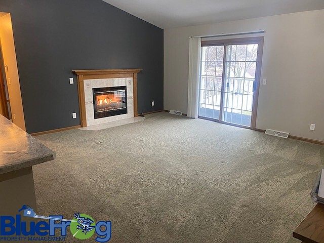 1st image of 570 Evans Dr APT B