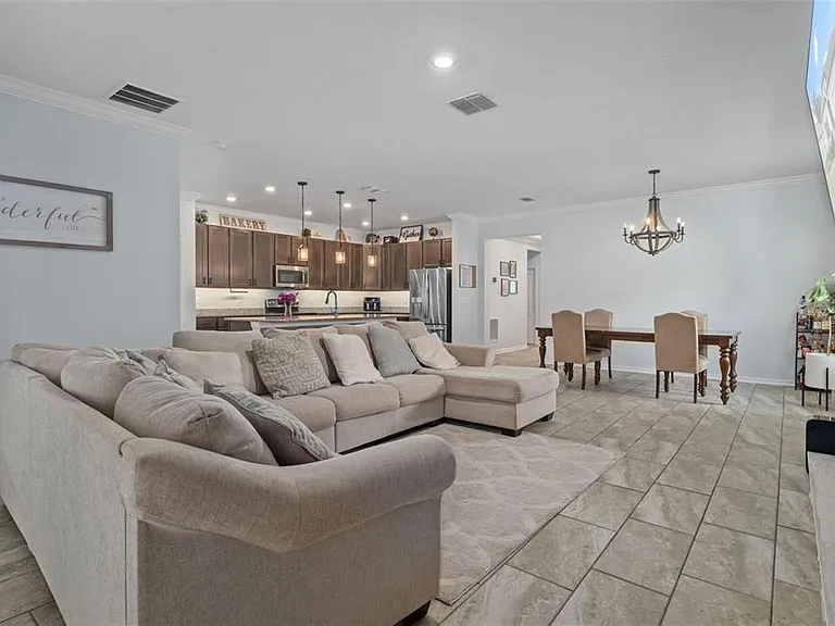 12409 Brick Cobblestone Dr — Photo 7
