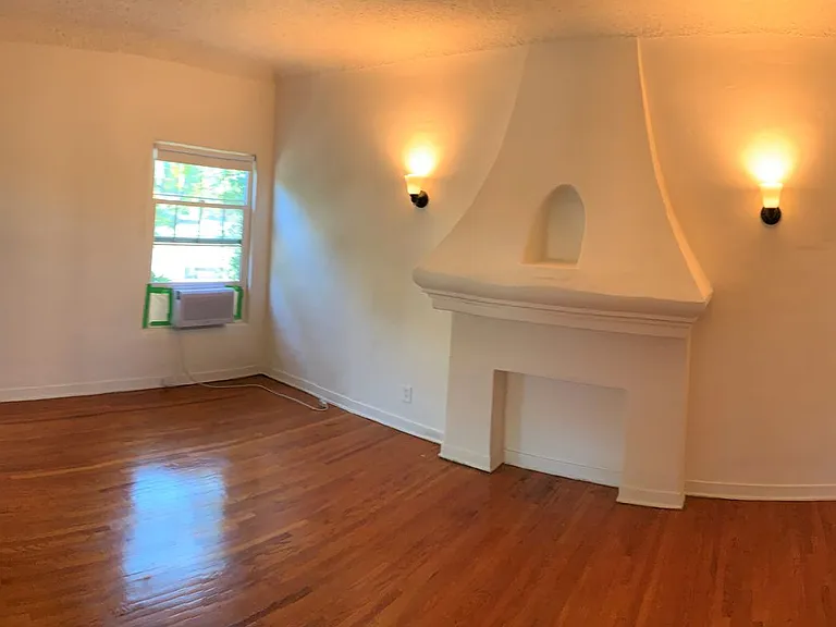 Lovely 2 bedroom 1 bath apt. in South Pasadena! — Photo 3