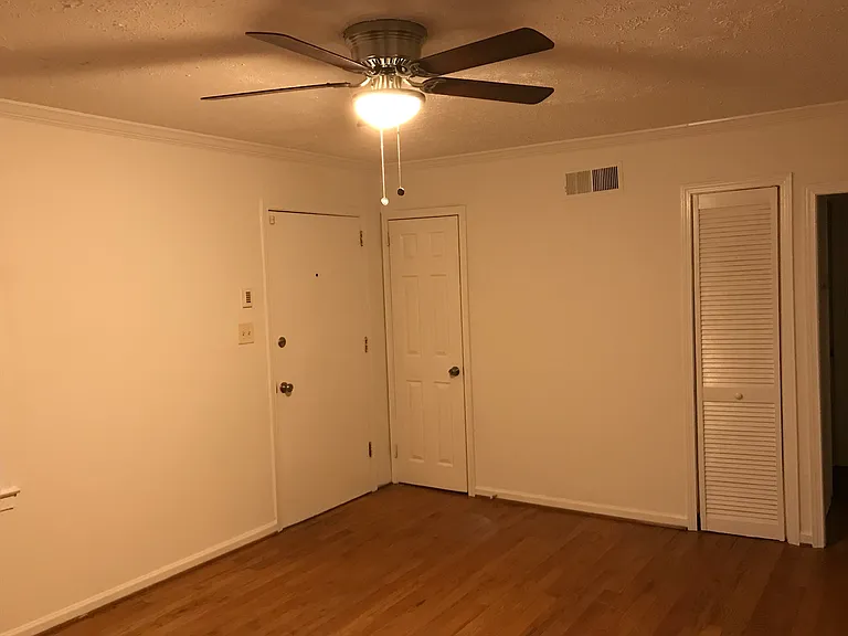 647 Rufus Henderson Dr — Photo 8