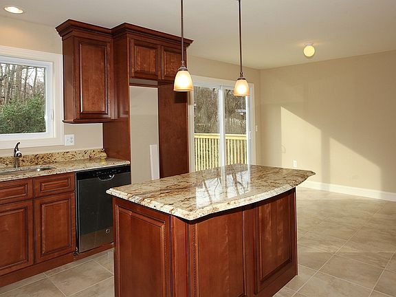 5th image of 36 Walnut Avenue