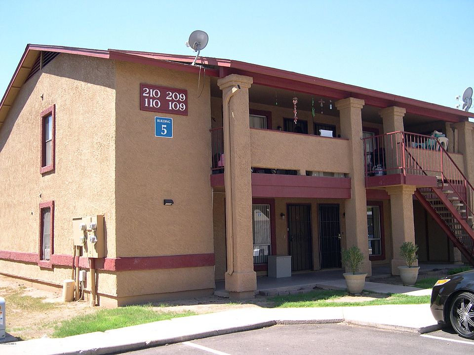 1st image of 465 W Ivyglen  ST.   Bldg. # 5 Street
