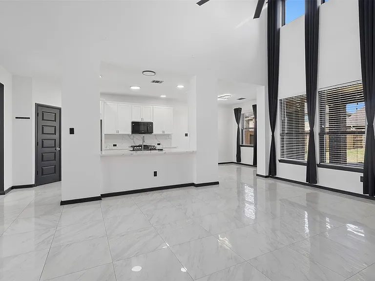 27947 Hendrix Park Dr — Photo 13