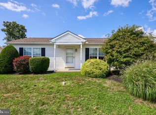 69 Westview Ter, Womelsdorf, PA