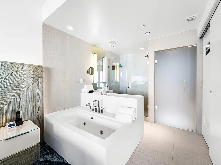 3101 Bayshore Dr #1008 — Photo 10