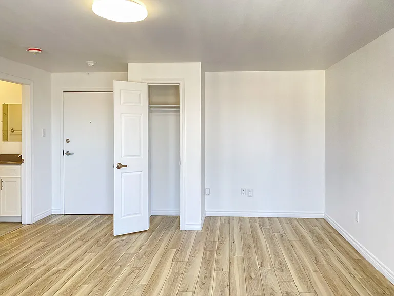 630 Cummings Ave — Photo 29