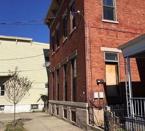 2nd image of 1126 Holman Ave #28