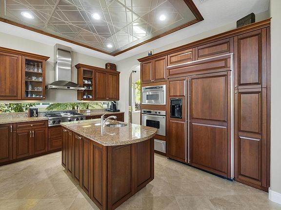 5th image of 435 Savoie Drive