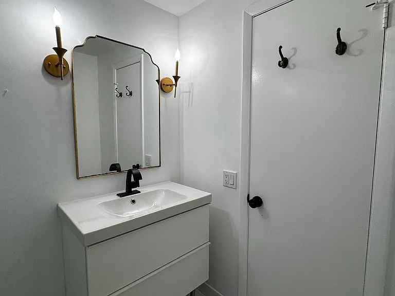 Master Bedroom Batrhoom
