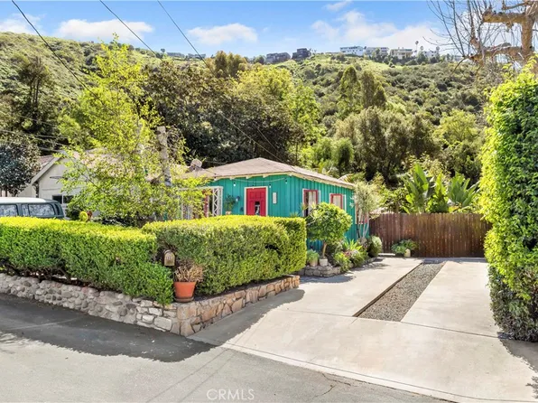 327 Canyon Acres Dr, Laguna Beach, CA 92651