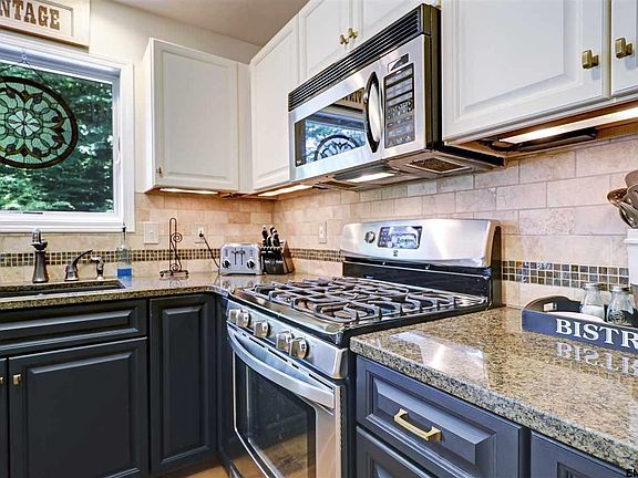 5th image of 30 Liberty Dr