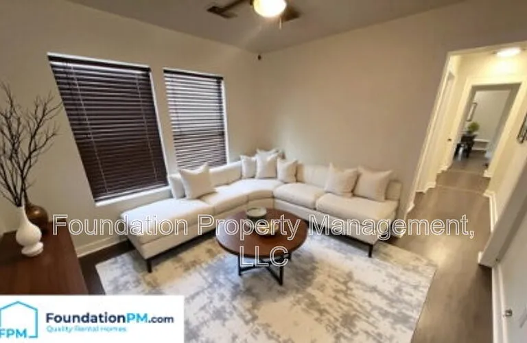 877 N Bingham St — Photo 7