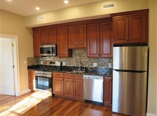 116 Inman St #6, Cambridge, MA 02139