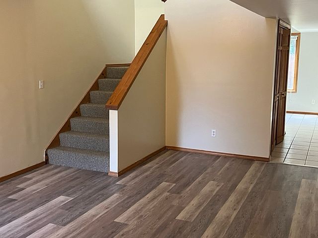 1st image of 110 N Gordon Ln
