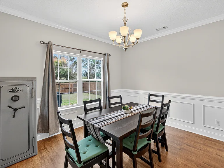 245 Alcott Cir — Photo 10