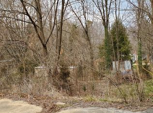21124 L P Bailey Memorial Hwy, Nathalie, VA 24577